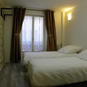 Grand De Clermont 2*, Parigi Francia