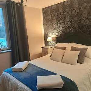 Les Roches Restaurant&chambre D'hotes Servant